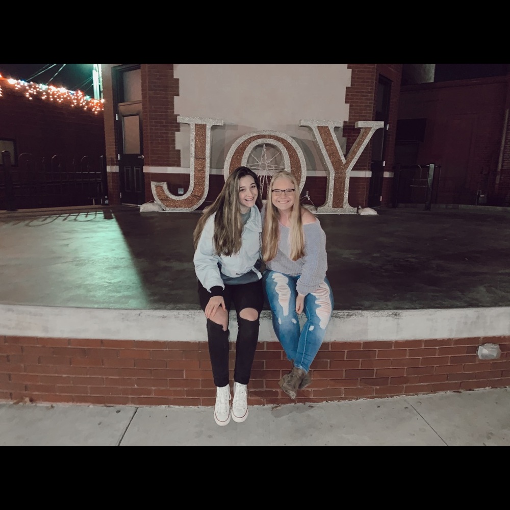 Meet your Posher, Madi